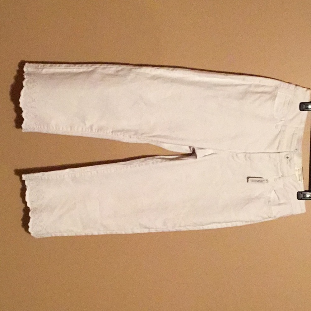 Crop pants